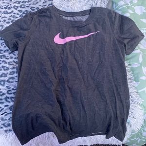 nike tee shirt